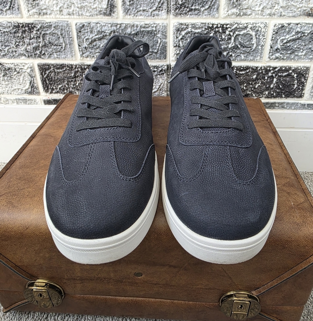 Nordstrom Men's Navy Fashion Snekers Size 13M